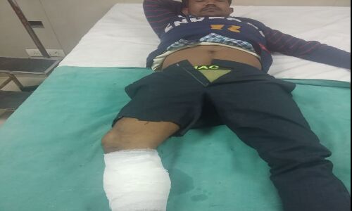 नोएडा पुलिस की बदमाशों से मुठभेड़ , 25000 हजार का इनामिया गोली लगने से घायल नोएडा पुलिस की बदमाशों से मुठभेड़ , 25000 हजार का इनामिया गोली लगने से घायल