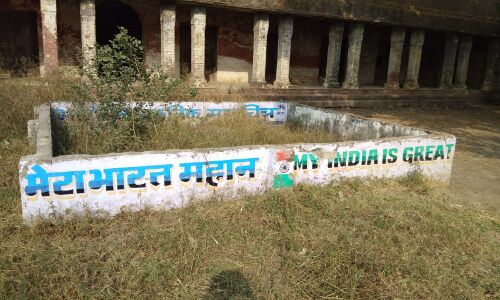 एटा में पुस्तक मेला एक प्रशंसनीय कदम लेकिन राजकीय इंटर कालेज का प्रबंधन निराशाजनक