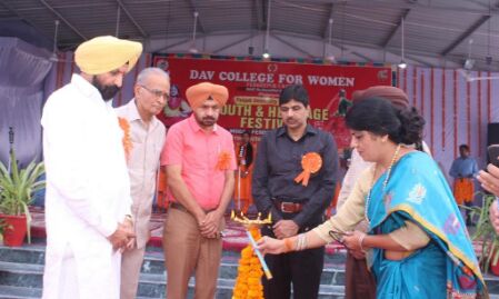 खेल मंत्री राणा सोढ़ी देंगे डीएवी संस्था को पांच लाख, यूथ फेस्टिवल पर की घोषणा खेल मंत्री राणा सोढ़ी देंगे डीएवी संस्था को पांच लाख, यूथ फेस्टिवल पर की घोषणा