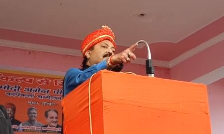 आजम खां से तू मुझे बकरीद का बकरा समझ कर मेरी कुर्बानी ले ले - अमर सिंह