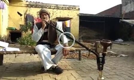 साहब मुझे जिंदा कर दो, सुनकर अधिकारी हैरान साहब मुझे जिंदा कर दो, सुनकर अधिकारी हैरान