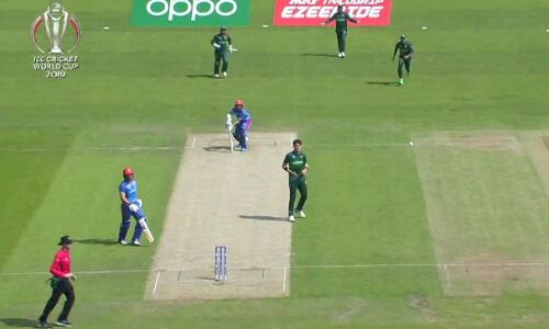 LIVE World Cup 2019 PAKvsFG : अफगानिस्तान ने पाक को दिया 228 रनों का लक्ष्य LIVE World Cup 2019 PAKvsFG : अफगानिस्तान ने पाक को दिया 228 रनों का लक्ष्य