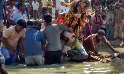 प्रधान की सूझबूझ से बची बच्चे की जान, विसर्जन के दौरान डूबने लगा था बच्चा प्रधान की सूझबूझ से बची बच्चे की जान, विसर्जन के दौरान डूबने लगा था बच्चा