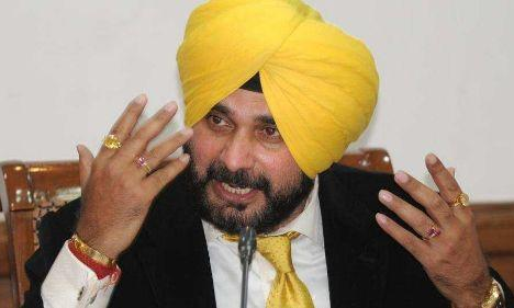 नवजोत सिंह सिद्धू बोले, जरूरत पड़ने पर जवाब दूंगा और करारा जवाब दूंगा नवजोत सिंह सिद्धू बोले, जरूरत पड़ने पर जवाब दूंगा और करारा जवाब दूंगा