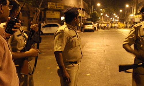 आईजी की गाड़ी इस्तेमाल करके 3 पुलिसकर्मियों ने बिजनसमैन से वसूले 1 करोड़, हुए सस्पेंड