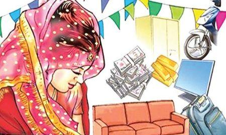 गाजियाबाद : PWD महिला इंजीनियर ने अपने प्रोफेसर पति पर लगाया दहेज का आरोप, दहेज़ न मिलने पर घर से निकाला! गाजियाबाद : PWD महिला इंजीनियर ने अपने प्रोफेसर पति पर लगाया दहेज का आरोप, दहेज़ न मिलने पर घर से निकाला!