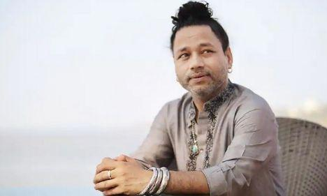 सिंगर कैलाश खेर पर महिला पत्रकार ने लगाए सेक्शुअल हैरसमेंट के आरोप!