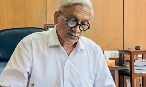 गोवा के मुख्यमंत्री मनोहर पर्रिकर दिल्ली रवाना, एम्स में कराएंगे इलाज! गोवा के मुख्यमंत्री मनोहर पर्रिकर दिल्ली रवाना, एम्स में कराएंगे इलाज!