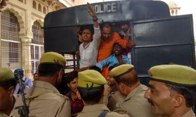 कुलपति का विरोध कर रहे पूर्व छात्रसंघ अध्यक्ष रोहित मिश्रा सहित कई छात्र नेता हुए गिरफ्तार