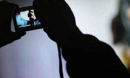 शर्मनाक? फौजी की पत्नी का अश्लील वीडियो बनाकर ब्लैकमेल कर किया रेप, फिर वसूला पैसा!