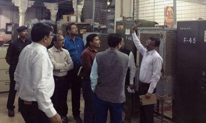 इविवि कुलपति ने कई विभागों का किया औचक निरीक्षण, अनुपस्थित शिक्षकों को जारी किया कारण बताओ नोटिस इविवि कुलपति ने कई विभागों का किया औचक निरीक्षण, अनुपस्थित शिक्षकों को जारी किया कारण बताओ नोटिस