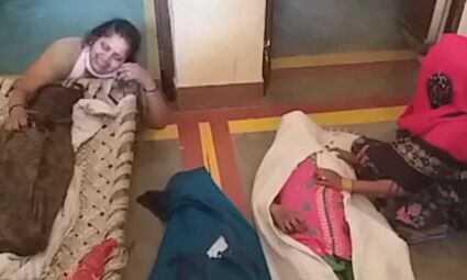 मां ने अपने दो बच्चों सहित खाया जहर, तीनों की मौत