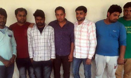 नोएडा STF की बड़ी कामयाबी, सॉल्वर गिरोह के सरगना सहित 7 लोगों को किया गिरफ्तार नोएडा STF की बड़ी कामयाबी, सॉल्वर गिरोह के सरगना सहित 7 लोगों को किया गिरफ्तार