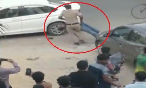 गुरुग्राम: जज की पत्नी-बेटे को गोली मारने के बाद गनर का बेटे को गाड़ी में खींचते हुए वीडियो आया सामने