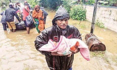 केरल तबाही का सिलसिला जारी : अब तक 94 की मौत, अटलजी के अंतिम संस्कार के तुरंत बाद बाढ़ पीड़ितों का हाल जानने जाएंगे PM मोदी केरल तबाही का सिलसिला जारी : अब तक 94 की मौत, अटलजी के अंतिम संस्कार के तुरंत बाद बाढ़ पीड़ितों का हाल जानने जाएंगे PM मोदी