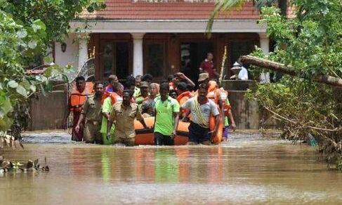 700 करोड़ रूपये की वित्तीय सहायता करके UAE ने भी बाढ़ पीड़ितों की मदद की 700 करोड़ रूपये की वित्तीय सहायता करके UAE ने भी बाढ़ पीड़ितों की मदद की