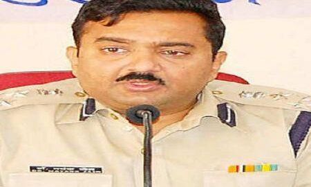 निलंबित आइपीएस अधिकारी मयंक जैन की सेवाएं समाप्त, छापों में मिली थी 100 करोड़ की अवैध संपत्ति निलंबित आइपीएस अधिकारी मयंक जैन की सेवाएं समाप्त, छापों में मिली थी 100 करोड़ की अवैध संपत्ति