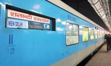 राजधानी, शताब्दी सहित 300 से ज्यादा ट्रेनों का उत्तर रेलवे ने बदला समय