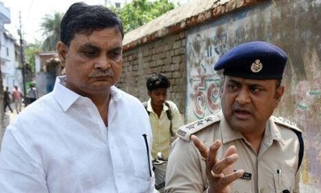 सीबीआई ने मंजू वर्मा के ठिकानो पर मारा छापा सीबीआई ने मंजू वर्मा के ठिकानो पर मारा छापा