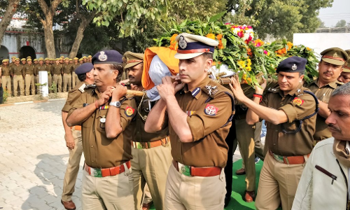 बुलंदशहर हिंसा में एसआईटी का बड़ा खुलासा, इंस्पेक्टर और सुमित को मारने वाला जीतू फौजी गिरफ्तार बुलंदशहर हिंसा में एसआईटी का बड़ा खुलासा, इंस्पेक्टर और सुमित को मारने वाला जीतू फौजी गिरफ्तार