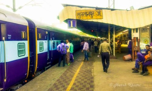 ट्रेन के बाथरूम से आ रही थी चीखने की आवाज लेकिन जब दरवाज़ा खुला तो होश उड़ गये