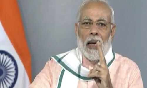 पीएम नरेन्द्र मोदी को वाराणसी से लाइव सुने