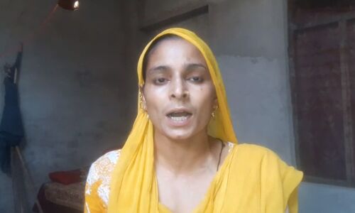 योगी की बेलगाम पुलिस ने घर में घुस कर किया तांडव योगी की बेलगाम पुलिस ने घर में घुस कर किया तांडव