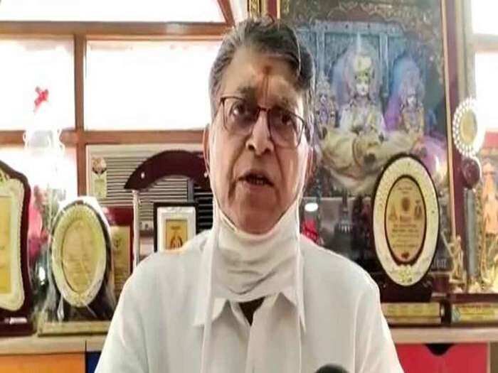 रामनगरी अयोध्या में फिर लहराया भगवा ध्वज रामनगरी अयोध्या में फिर लहराया भगवा ध्वज