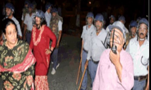 BHU: आधी रात बाद हुआ बवाल, चले पत्थर और बम