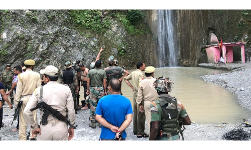 बड़ी खबर : वैष्णोदेवी जा रहे भक्तों पर गिरी चट्टान, 4 की मौत कई जख्मी