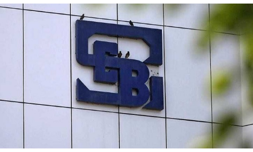 पैनकार्ड क्लब मामला: सेबी ने 7 हजार करोड़ की वसूली के लिए कुर्क की संपत्ति