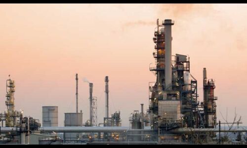 सरकार ने गैस की कीमतों में किया इजाफा, CNG और पाइपलाइन वाली रसोई गैस होगी महंगी