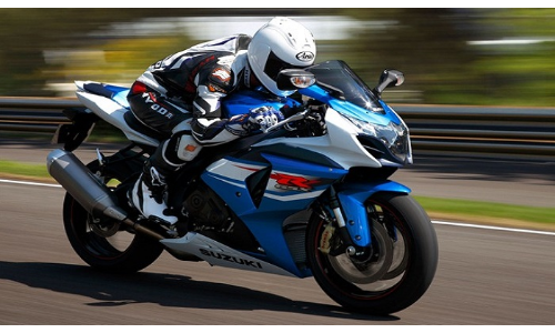 सुजुकी ने लांच किया GSX-R1000 स्पोर्ट्सबाइक का ऑरिजिनल एडिशन, जानें कीमत और फीचर्स