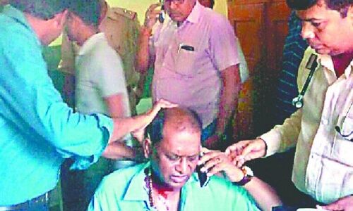 बस्ती में कांवड़ियों का तांडव, किया जिला जज पर हमला फटा सर