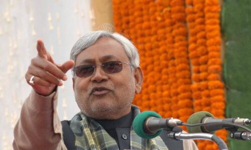 नीतीश कुमार का पलटवार, मैं बिहार विधानसभा भंग करने को तैयार, लेकिन यूपी विधानसभा भी भंग हो