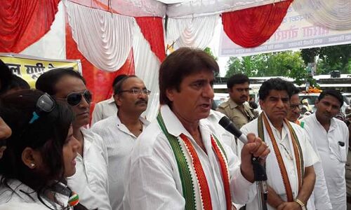 मोदी का सीना 56 इंच का नहीं लेकिन जुबान जरुर 56 इंची है - राज बब्बर