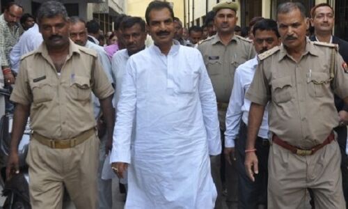 यूपी के पूर्व मंत्री हत्या का दोषी करार, मिली उम्रकैद की सजा