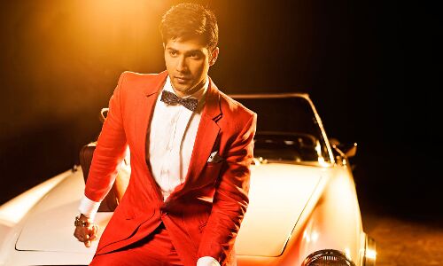 वरुण धवन की कार का जुहू रोड पर हुआ एक्सीडेंट, ट्विटर पर दी ये सलाह वरुण धवन की कार का जुहू रोड पर हुआ एक्सीडेंट, ट्विटर पर दी ये सलाह