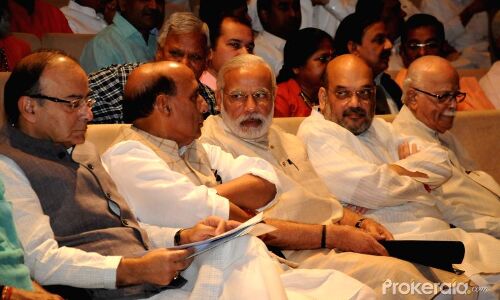 सरकार को पता नहीं, स्वतंत्रता दिवस राष्ट्रीय पर्व है फिर भी मना रहे है धूमधाम से क्यों?