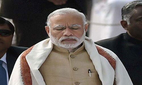 #BJPSeBetiBachao ने किया ट्रेंड,  मित्त्त्त्त्तरो____ में चोकीदार हु, केवल चुनाव के समय