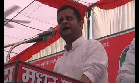 एटा सपा विधायक ने बोला रामगोपाल पर हमला एटा सपा विधायक ने बोला रामगोपाल पर हमला