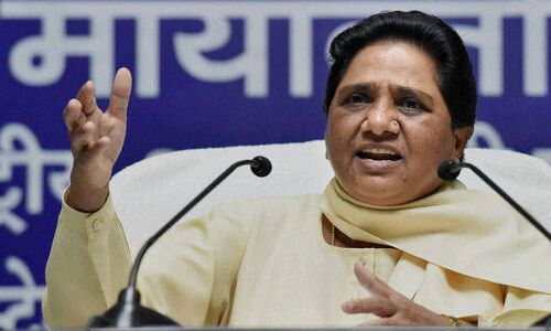 मुलायम के गढ़ आजमगढ़ में माया की हुंकार, कहा- भीड़ देखकर हुआ बहुमत का भरोसा मुलायम के गढ़ आजमगढ़ में माया की हुंकार, कहा- भीड़ देखकर हुआ बहुमत का भरोसा