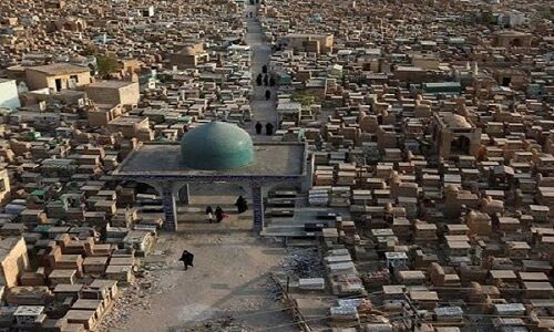 ये है दुनिया का सबसे बड़ा कब्रिस्तान, जहा रोज 200 लोग होते है दफन