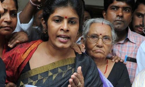 विपक्षी पार्टी बीजेपी से डर गईं हैं, डर से महागठबंधन की बात की जा रही- स्वाति सिंह विपक्षी पार्टी बीजेपी से डर गईं हैं, डर से महागठबंधन की बात की जा रही- स्वाति सिंह