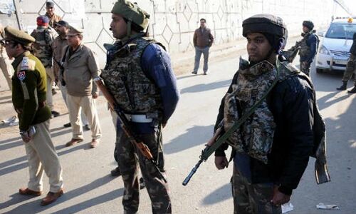 पुलवामा में सुरक्षाबलों आतंकियों के बीच मुठभेड़, एक आतंकी ढेर