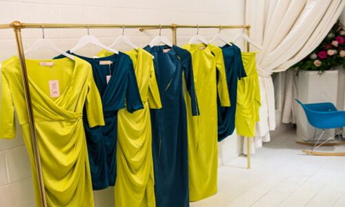 शरीर को ठंडा रखने वाले कपड़े की हुई खोज, जानिए और भी हैं कई फायदे! शरीर को ठंडा रखने वाले कपड़े की हुई खोज, जानिए और भी हैं कई फायदे!