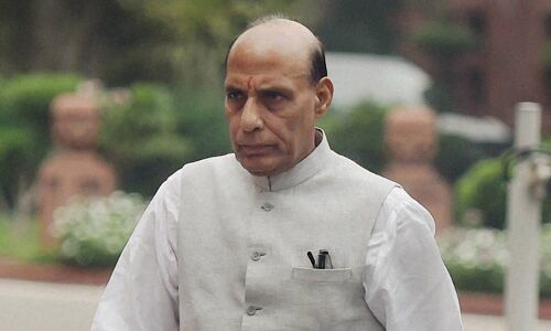 तीन दिवसीय दौरे पर कश्मीर जाएंगे गृह मंत्री राजनाथ सिंह, बोले- खुले दिमाग से वहां जा रहा हूं