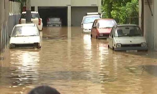 बिहार में बाढ़ से तबाही, पटना में टूटा 22 साल का रिकॉर्ड