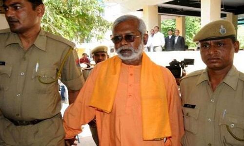 समझौता एक्सप्रेस ब्लास्ट मामले के मुख्य आरोपी स्वामी असीमानंद को मिली जमानत समझौता एक्सप्रेस ब्लास्ट मामले के मुख्य आरोपी स्वामी असीमानंद को मिली जमानत