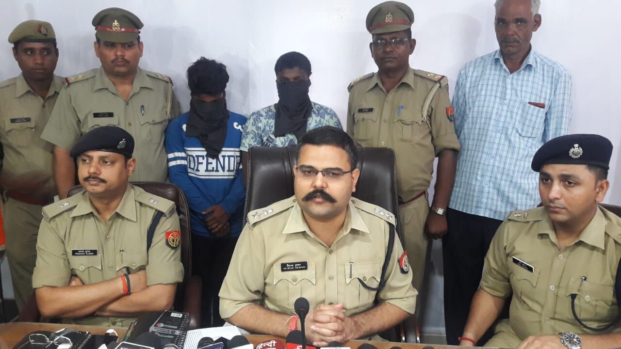 गाजियाबाद पुलिस ने दीपक गोयल की हत्या का खुलासा, चार आरोपी गिरफ्तार कर भेजे जेल गाजियाबाद पुलिस ने दीपक गोयल की हत्या का खुलासा, चार आरोपी गिरफ्तार कर भेजे जेल